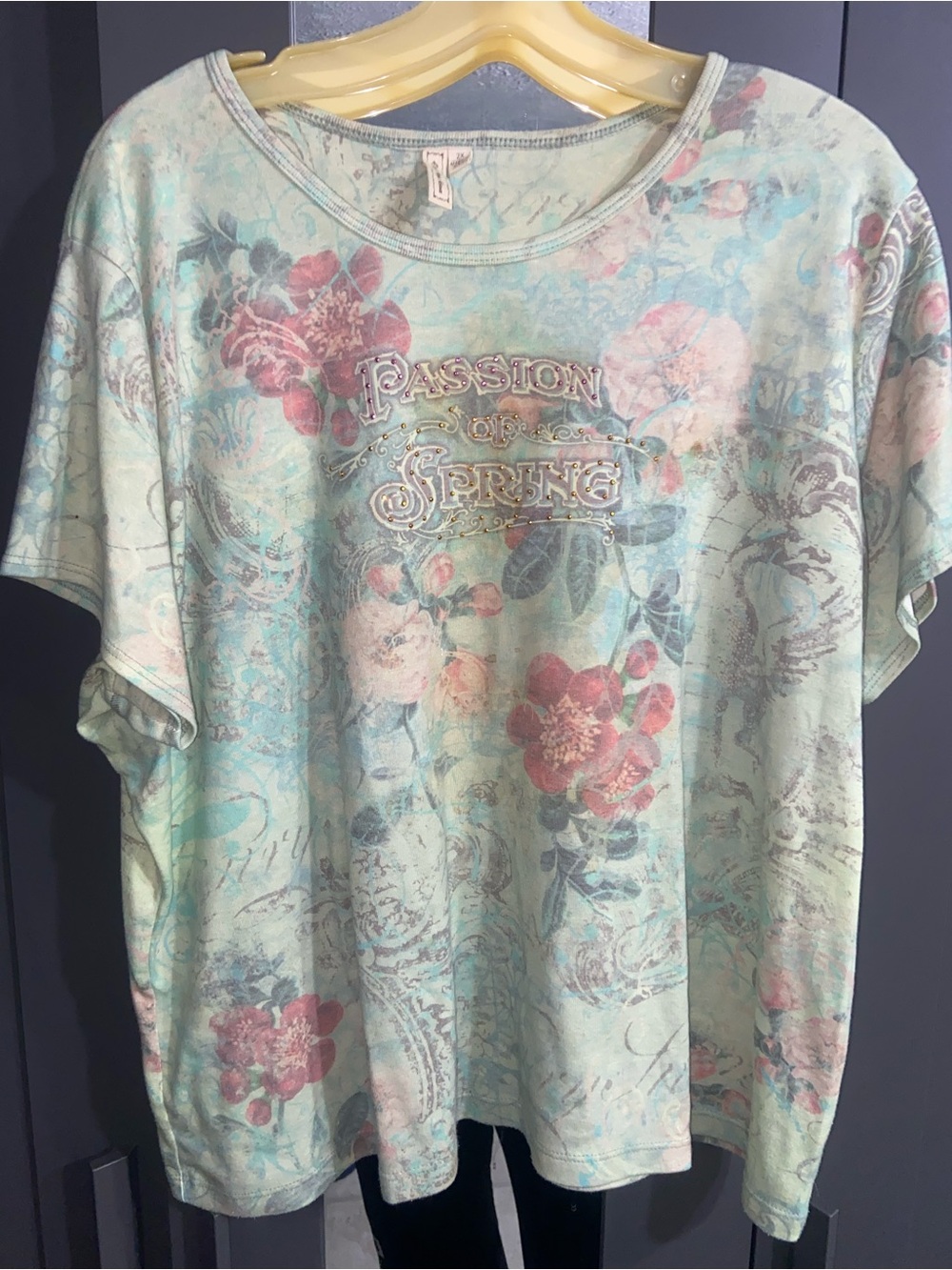Passion of Spring Mint Floral Short-Sleeve Tee